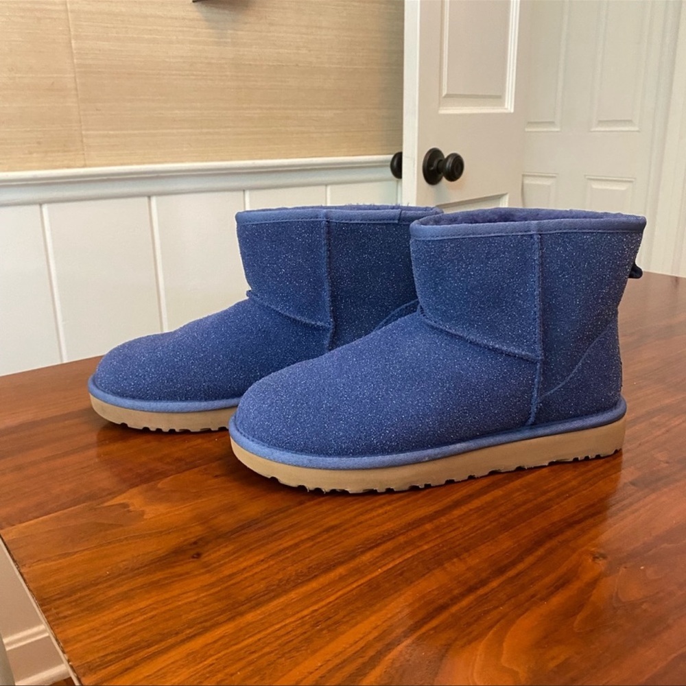 NWOT Uggs